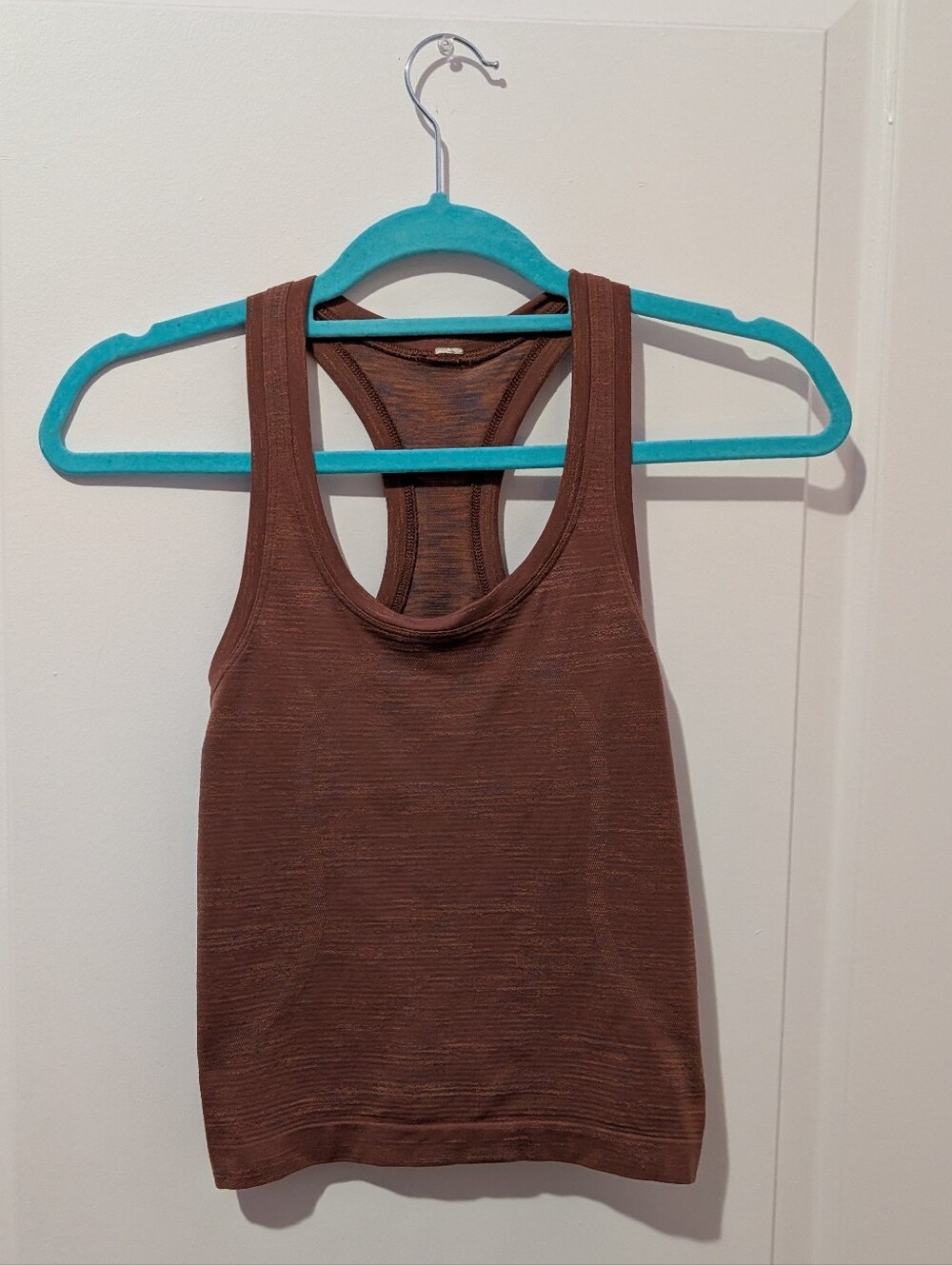 Lululemon Women’s Brown Racerback Tank Top (workout)